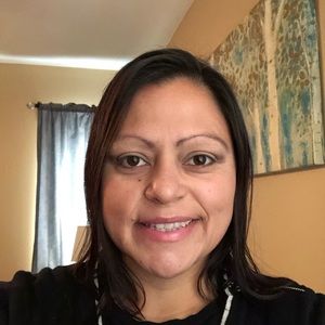 Meet your Posher, Laushana